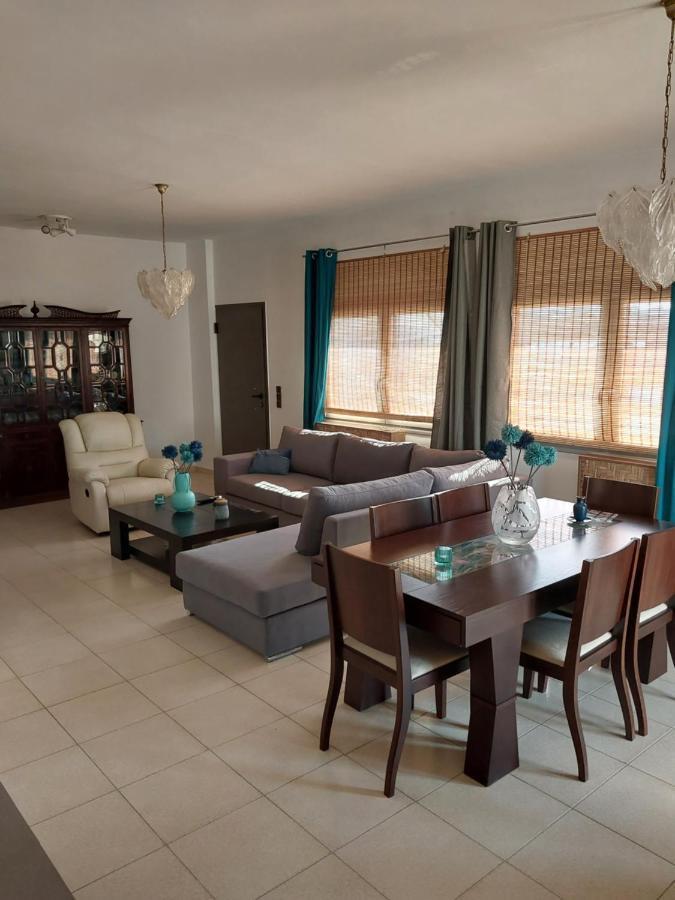 Passatempo Casa - 3 Bedroom Apartment Close To The Swimming Pool Gerani  Luaran gambar